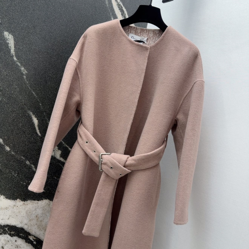 chr1st1an D10r outwear